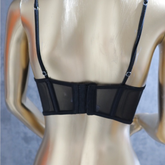 Elegant Black Mesh Bralette - Picture 3 of 3